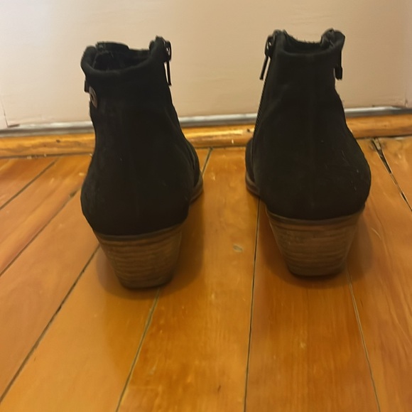 Steve Madden black suede cowboy booties 🤠 - Picture 7 of 11
